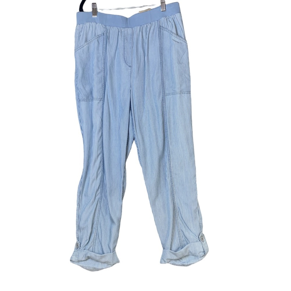 New! Chicos Pull On Straight Striped Blue White
100% Tencel Elastic Waist Pant 8